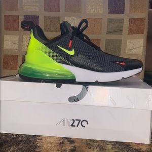 Nike Air Max 270 Retro Future